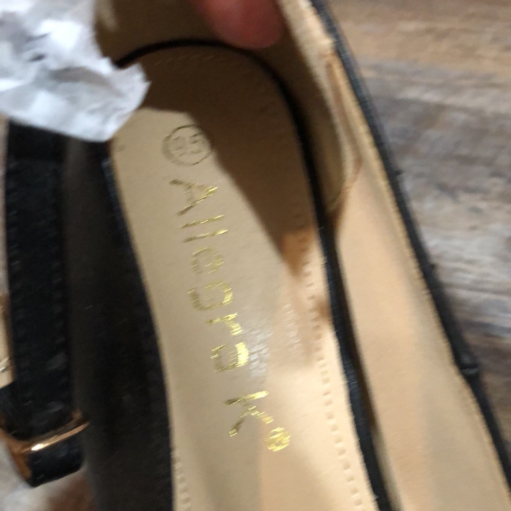 Allerga K Black Pumps w Heels Size 9.5 - Picture 5 of 9